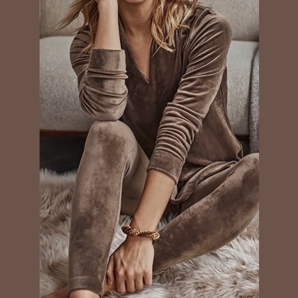 NWT J. Jill Pure Jill Velour / Velvet Lounge Set in “Mocha Latte” Size M / L P